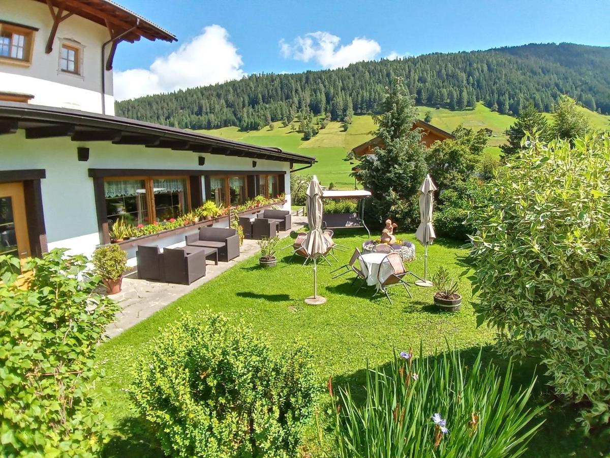 Cafe Pension Erbhof Kartitsch Exterior foto